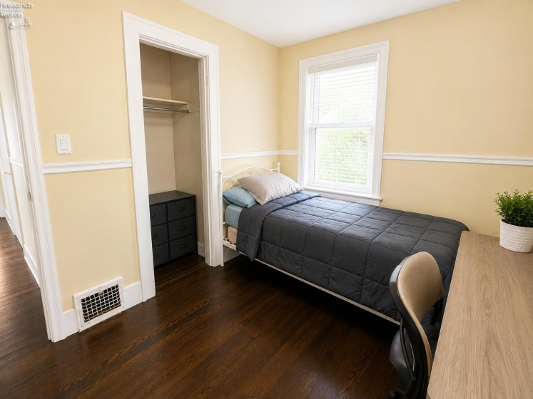 144 Huntington Place, Sandusky, 44870, 3 Bedroom Bedrooms, ,2 BathroomBathrooms,Residential,For Sale,Huntington,20263523