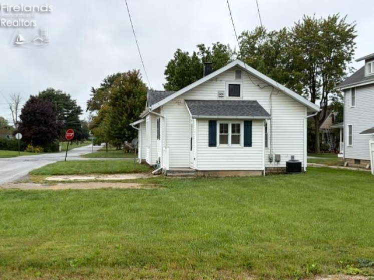 492 N Washington, Tiffin, 44883, 3 Bedroom Bedrooms, ,1 BathroomBathrooms,Residential,For Sale,N Washington,20263720