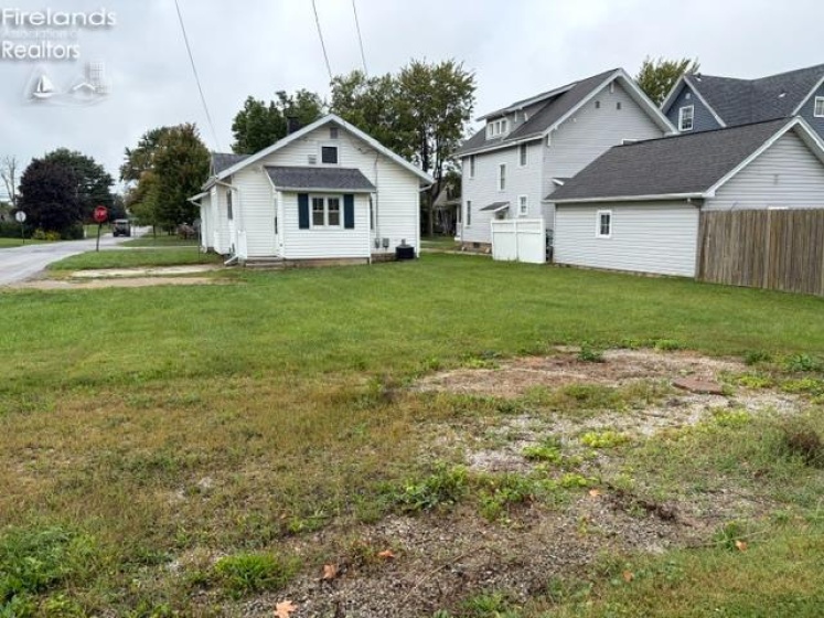 492 N Washington, Tiffin, 44883, 3 Bedroom Bedrooms, ,1 BathroomBathrooms,Residential,For Sale,N Washington,20263720