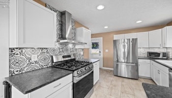 4908 Columbus Avenue, Sandusky, 44870, 3 Bedroom Bedrooms, ,2 BathroomBathrooms,Residential,For Sale,Columbus,20263765