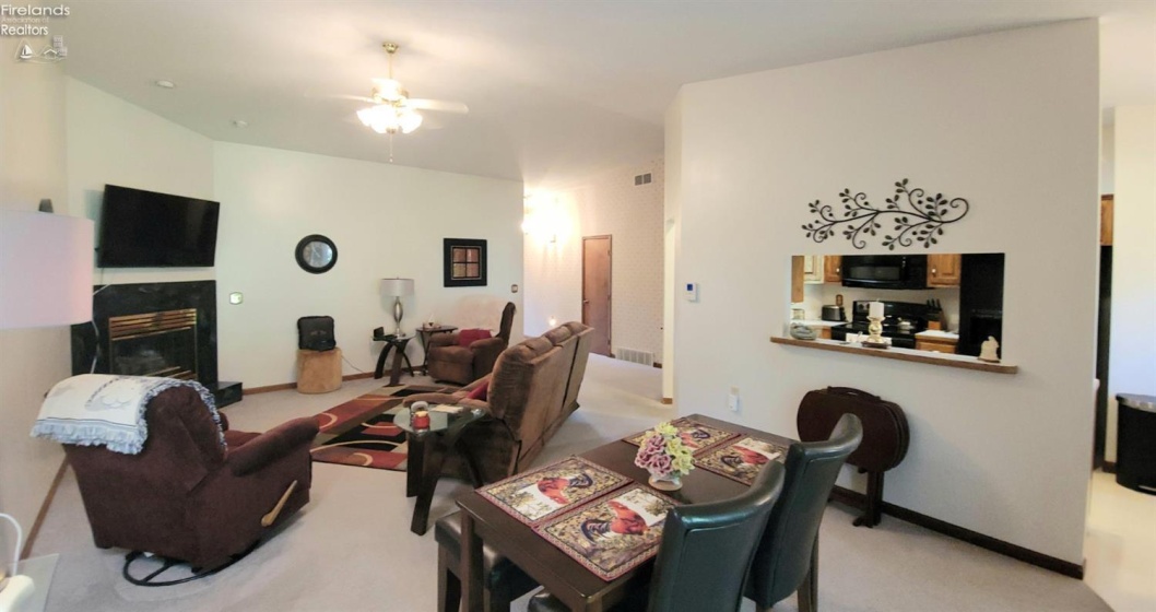 813 Elizabeth Drive, Huron, 44839, 3 Bedroom Bedrooms, ,2 BathroomBathrooms,Residential,For Sale,Elizabeth,20263773