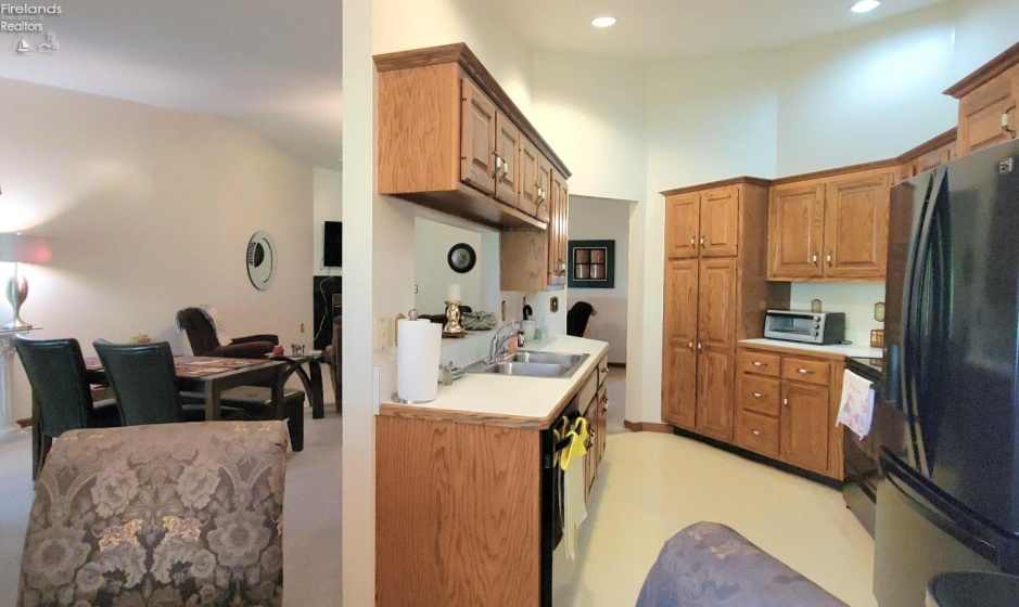813 Elizabeth Drive, Huron, 44839, 3 Bedroom Bedrooms, ,2 BathroomBathrooms,Residential,For Sale,Elizabeth,20263773