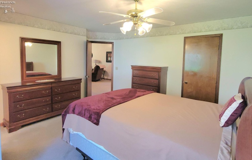 813 Elizabeth Drive, Huron, 44839, 3 Bedroom Bedrooms, ,2 BathroomBathrooms,Residential,For Sale,Elizabeth,20263773