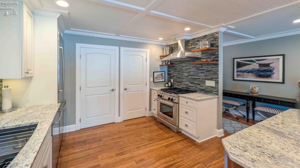 3258 Marina View Drive, Port Clinton, 43452, 3 Bedroom Bedrooms, ,2 BathroomBathrooms,Residential,For Sale,Marina View,20263703