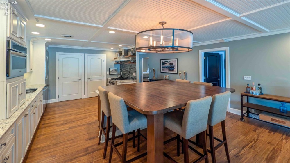 3258 Marina View Drive, Port Clinton, 43452, 3 Bedroom Bedrooms, ,2 BathroomBathrooms,Residential,For Sale,Marina View,20263703