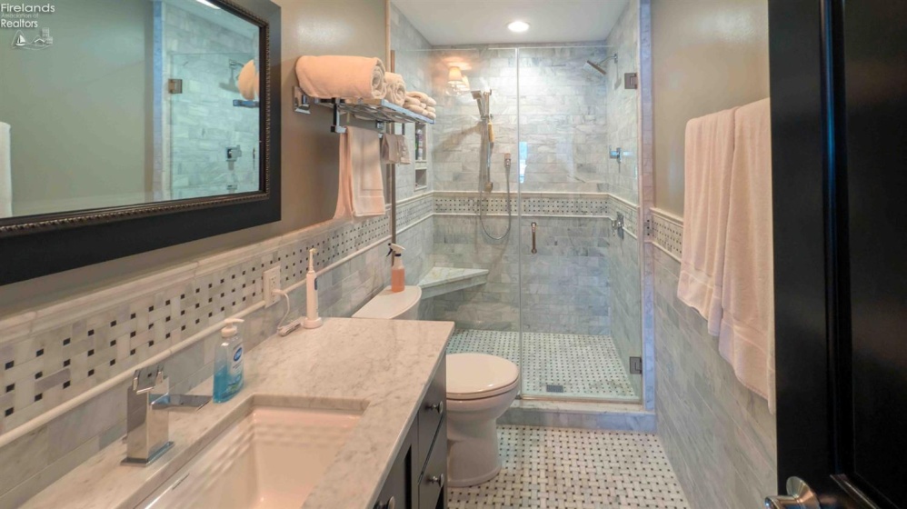 3258 Marina View Drive, Port Clinton, 43452, 3 Bedroom Bedrooms, ,2 BathroomBathrooms,Residential,For Sale,Marina View,20263703