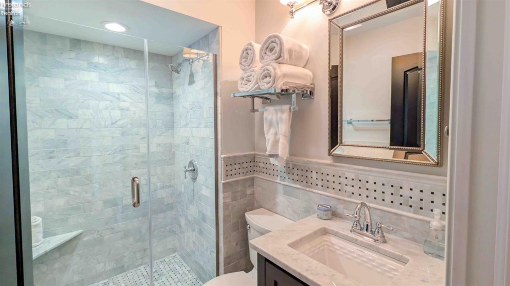 3258 Marina View Drive, Port Clinton, 43452, 3 Bedroom Bedrooms, ,2 BathroomBathrooms,Residential,For Sale,Marina View,20263703