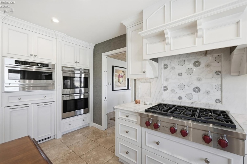 2078 Driftwood Lane, Oregon, 43616, 4 Bedroom Bedrooms, ,4 BathroomBathrooms,Residential,For Sale,Driftwood,20263730