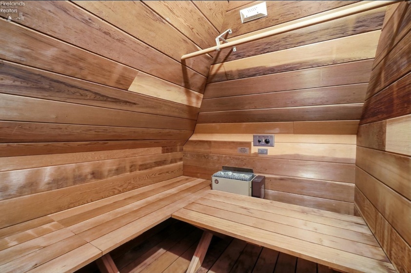 2078 Driftwood Lane, Oregon, 43616, 4 Bedroom Bedrooms, ,4 BathroomBathrooms,Residential,For Sale,Driftwood,20263730