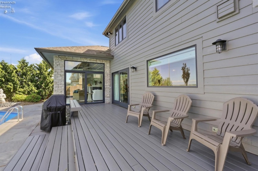 2078 Driftwood Lane, Oregon, 43616, 4 Bedroom Bedrooms, ,4 BathroomBathrooms,Residential,For Sale,Driftwood,20263730