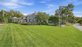 3941 Cliff Road, Port Clinton, 43452, 3 Bedroom Bedrooms, ,5 BathroomBathrooms,Residential,For Sale,Cliff,20263750