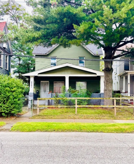 2301 Meyer Avenue, Cleveland, 44109, 3 Bedroom Bedrooms, ,2 BathroomBathrooms,Residential,For Sale,Meyer,20263671