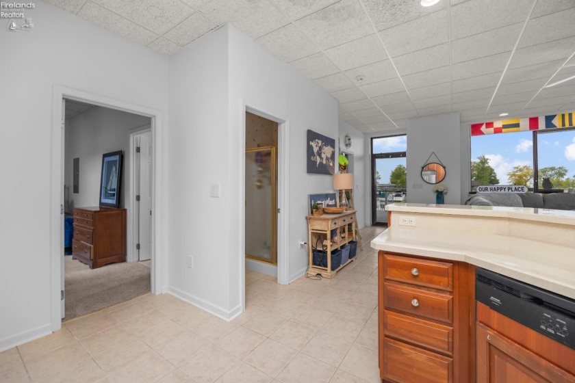 1556 Catawba Road, Port Clinton, 43452, 2 Bedroom Bedrooms, ,2 BathroomBathrooms,Residential,For Sale,Catawba,20263780