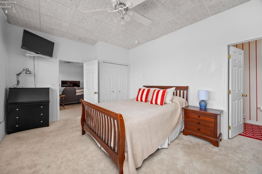 1556 Catawba Road, Port Clinton, 43452, 2 Bedroom Bedrooms, ,2 BathroomBathrooms,Residential,For Sale,Catawba,20263780