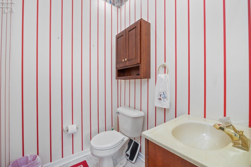 1556 Catawba Road, Port Clinton, 43452, 2 Bedroom Bedrooms, ,2 BathroomBathrooms,Residential,For Sale,Catawba,20263780