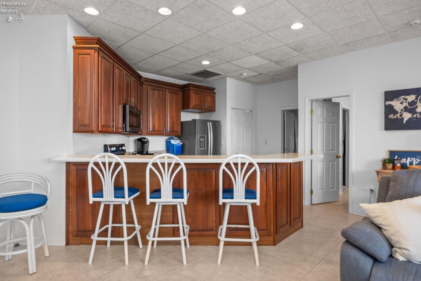 1556 Catawba Road, Port Clinton, 43452, 2 Bedroom Bedrooms, ,2 BathroomBathrooms,Residential,For Sale,Catawba,20263780