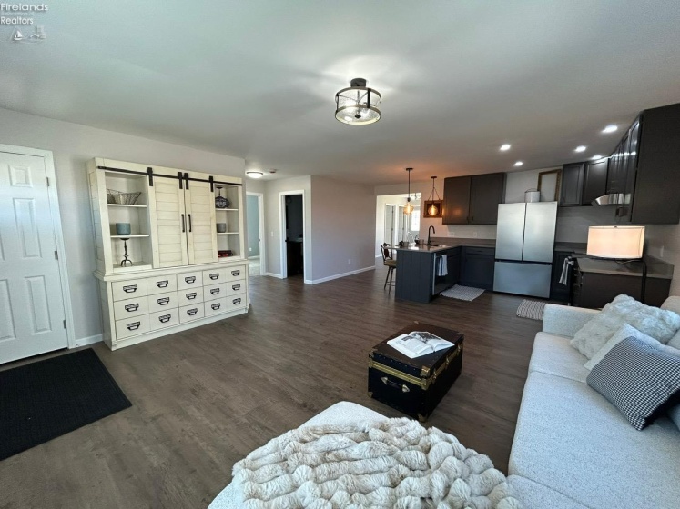 1044 Decatur, Vermilion, 44089, 3 Bedroom Bedrooms, ,2 BathroomBathrooms,Residential,For Sale,Decatur,20263778