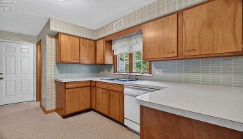 1593 Vermilion Road, Vermilion, 44089, ,2 BathroomBathrooms,Residential,For Sale,Vermilion,20263721