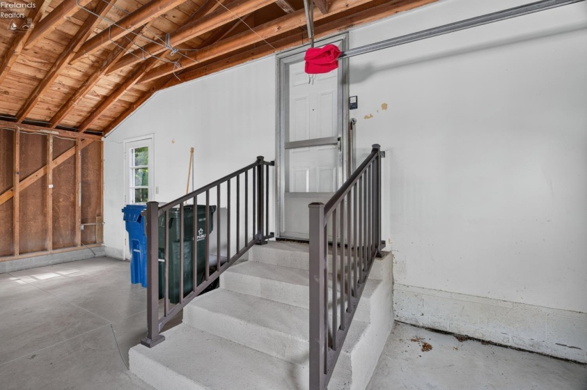 1593 Vermilion Road, Vermilion, 44089, ,2 BathroomBathrooms,Residential,For Sale,Vermilion,20263721