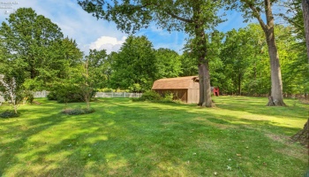 1593 Vermilion Road, Vermilion, 44089, ,2 BathroomBathrooms,Residential,For Sale,Vermilion,20263721