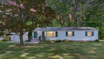 1593 Vermilion Road, Vermilion, 44089, ,2 BathroomBathrooms,Residential,For Sale,Vermilion,20263721