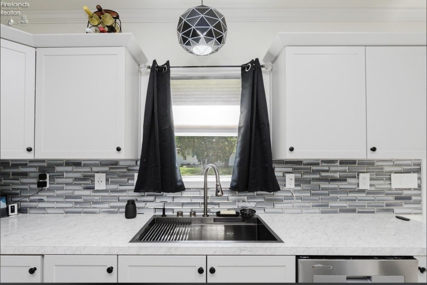 247 Caleb Drive, Fremont, 43420, 3 Bedroom Bedrooms, ,2 BathroomBathrooms,Residential,For Sale,Caleb,20262631