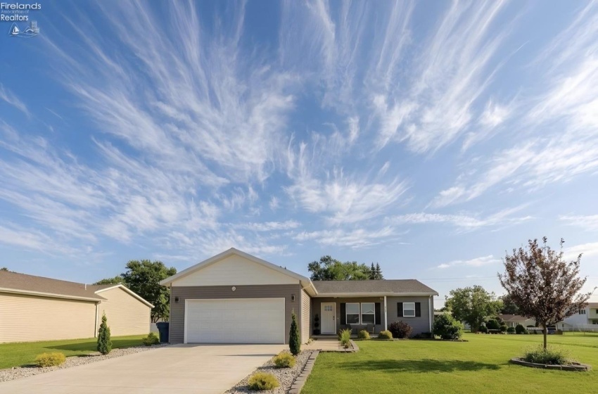 247 Caleb Drive, Fremont, 43420, 3 Bedroom Bedrooms, ,2 BathroomBathrooms,Residential,For Sale,Caleb,20262631