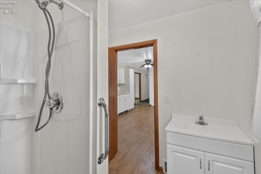 241 Montrose, Wellington, 44090, 4 Bedroom Bedrooms, ,2 BathroomBathrooms,Residential,For Sale,Montrose,20263770