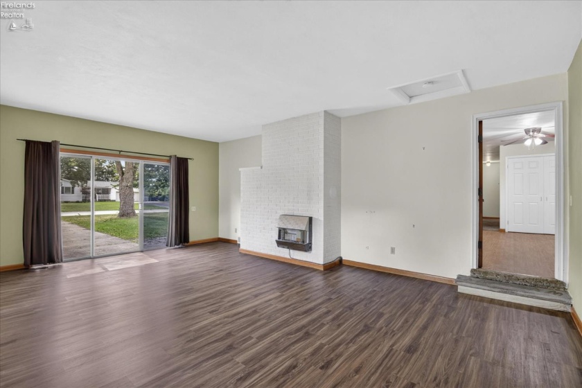 241 Montrose, Wellington, 44090, 4 Bedroom Bedrooms, ,2 BathroomBathrooms,Residential,For Sale,Montrose,20263770