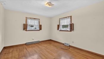 241 Montrose, Wellington, 44090, 4 Bedroom Bedrooms, ,2 BathroomBathrooms,Residential,For Sale,Montrose,20263770