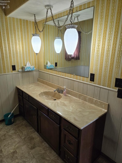 125 Clay Street, Green Springs, 44836, 3 Bedroom Bedrooms, ,2 BathroomBathrooms,Residential,For Sale,Clay,20263623