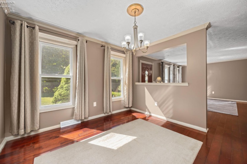 11203 Darrow Road, Vermilion, 44089, 3 Bedroom Bedrooms, ,3 BathroomBathrooms,Residential,For Sale,Darrow,20263783