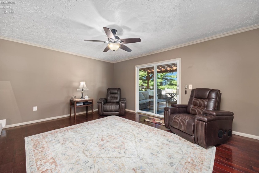 11203 Darrow Road, Vermilion, 44089, 3 Bedroom Bedrooms, ,3 BathroomBathrooms,Residential,For Sale,Darrow,20263783