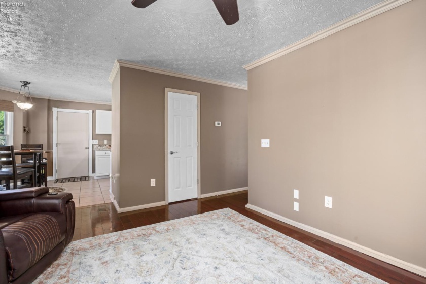 11203 Darrow Road, Vermilion, 44089, 3 Bedroom Bedrooms, ,3 BathroomBathrooms,Residential,For Sale,Darrow,20263783