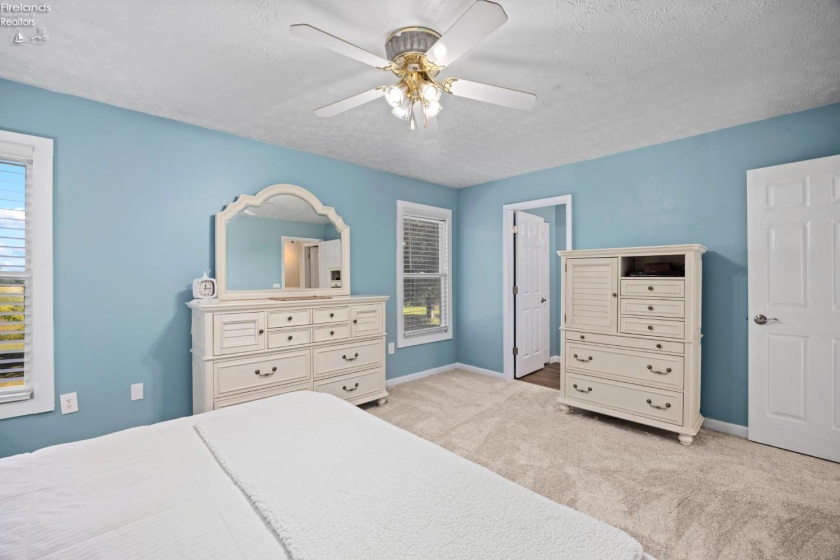 11203 Darrow Road, Vermilion, 44089, 3 Bedroom Bedrooms, ,3 BathroomBathrooms,Residential,For Sale,Darrow,20263783