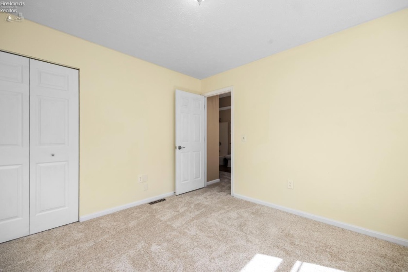11203 Darrow Road, Vermilion, 44089, 3 Bedroom Bedrooms, ,3 BathroomBathrooms,Residential,For Sale,Darrow,20263783