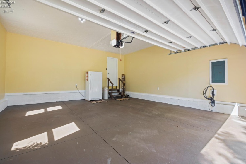 11203 Darrow Road, Vermilion, 44089, 3 Bedroom Bedrooms, ,3 BathroomBathrooms,Residential,For Sale,Darrow,20263783