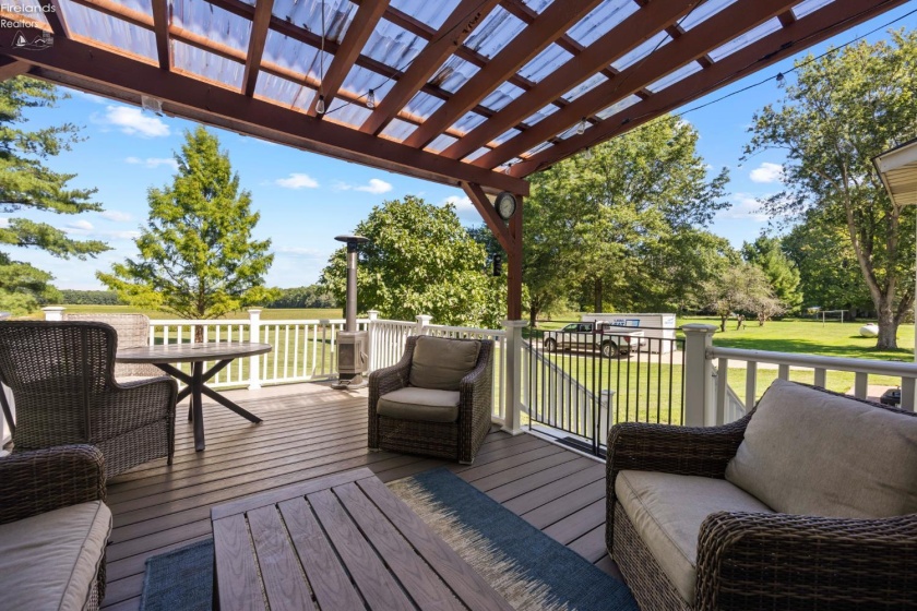 11203 Darrow Road, Vermilion, 44089, 3 Bedroom Bedrooms, ,3 BathroomBathrooms,Residential,For Sale,Darrow,20263783