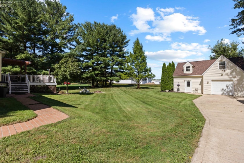 11203 Darrow Road, Vermilion, 44089, 3 Bedroom Bedrooms, ,3 BathroomBathrooms,Residential,For Sale,Darrow,20263783