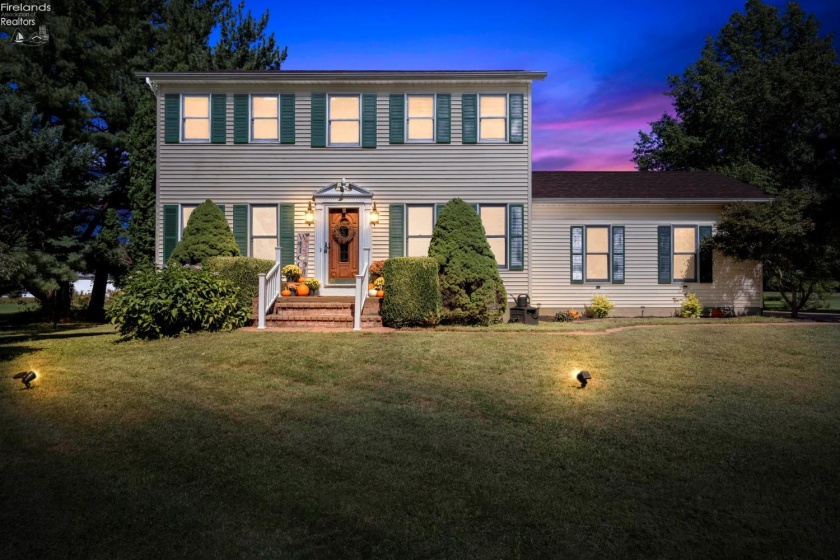 11203 Darrow Road, Vermilion, 44089, 3 Bedroom Bedrooms, ,3 BathroomBathrooms,Residential,For Sale,Darrow,20263783