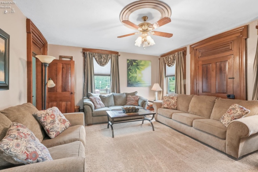 7506 Divelbiss Road, Other, 44822, 5 Bedroom Bedrooms, ,5 BathroomBathrooms,Residential,For Sale,Divelbiss,20263640