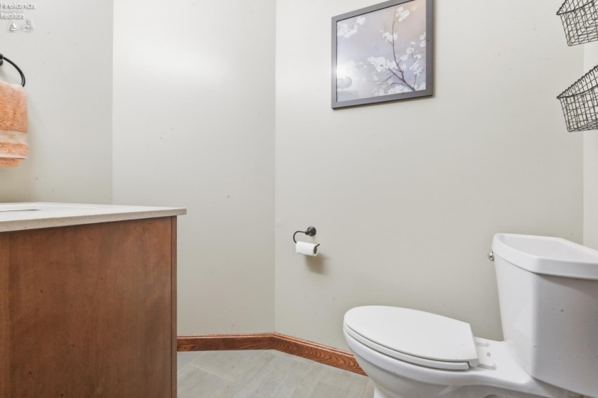 7506 Divelbiss Road, Other, 44822, 5 Bedroom Bedrooms, ,5 BathroomBathrooms,Residential,For Sale,Divelbiss,20263640