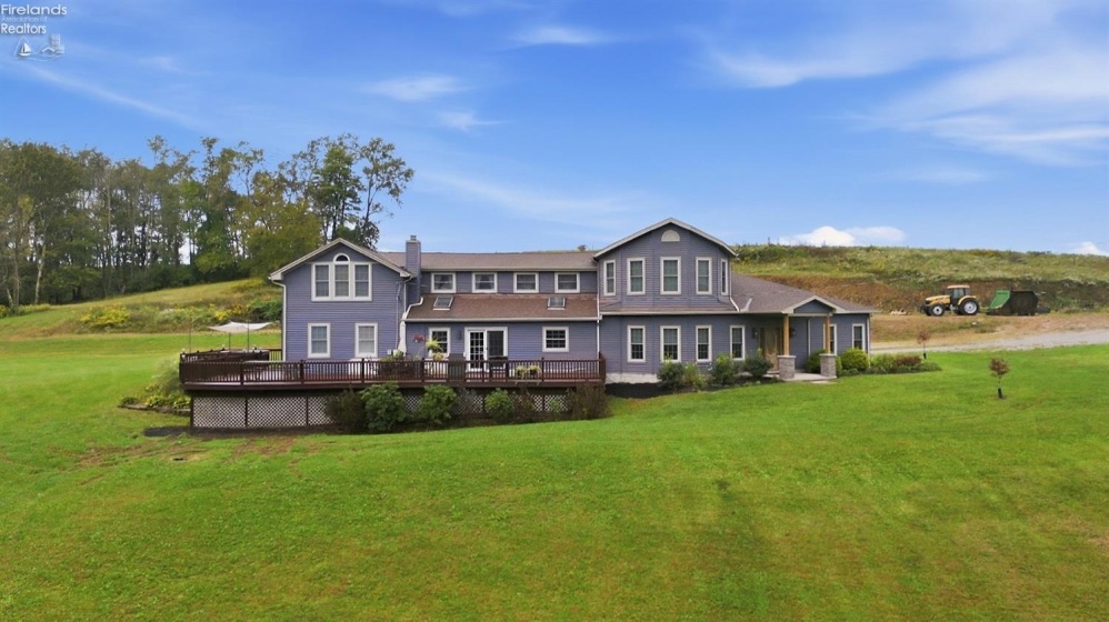 7506 Divelbiss Road, Other, 44822, 5 Bedroom Bedrooms, ,5 BathroomBathrooms,Residential,For Sale,Divelbiss,20263640