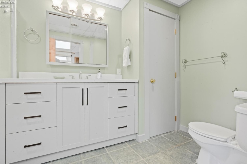 7506 Divelbiss Road, Other, 44822, 5 Bedroom Bedrooms, ,5 BathroomBathrooms,Residential,For Sale,Divelbiss,20263640