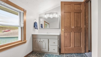7506 Divelbiss Road, Other, 44822, 5 Bedroom Bedrooms, ,5 BathroomBathrooms,Residential,For Sale,Divelbiss,20263640