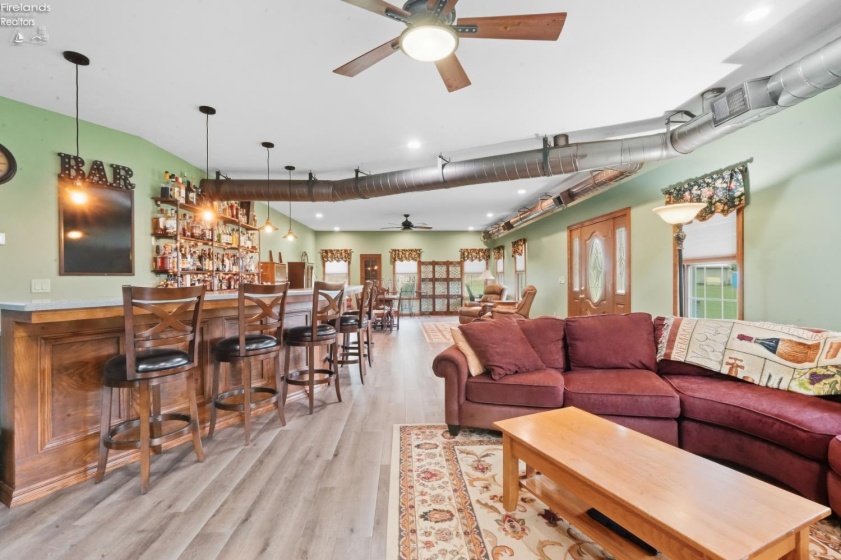 7506 Divelbiss Road, Other, 44822, 5 Bedroom Bedrooms, ,5 BathroomBathrooms,Residential,For Sale,Divelbiss,20263640