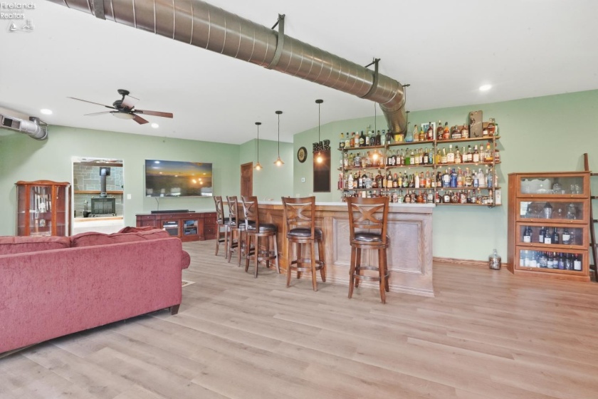 7506 Divelbiss Road, Other, 44822, 5 Bedroom Bedrooms, ,5 BathroomBathrooms,Residential,For Sale,Divelbiss,20263640
