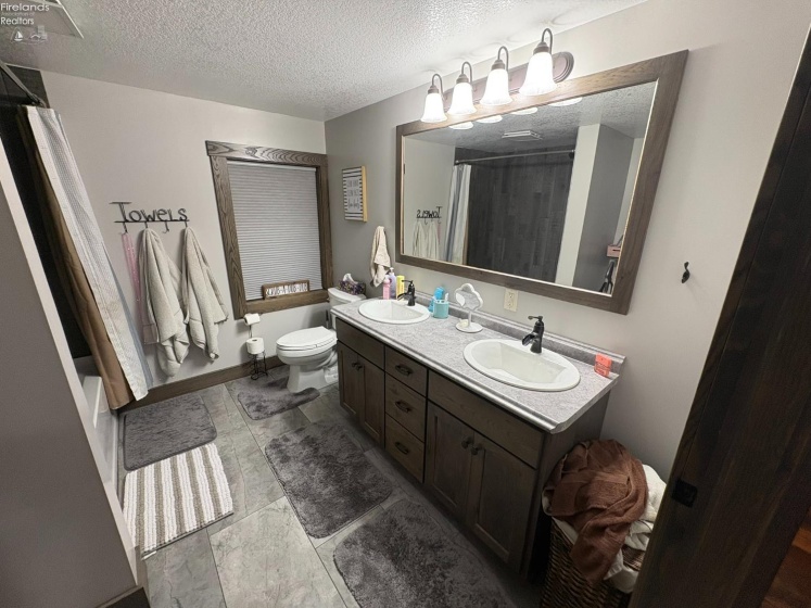 13235 CR 58, Bloomville, 44818, 4 Bedroom Bedrooms, ,2 BathroomBathrooms,Residential,For Sale,CR 58,20263739