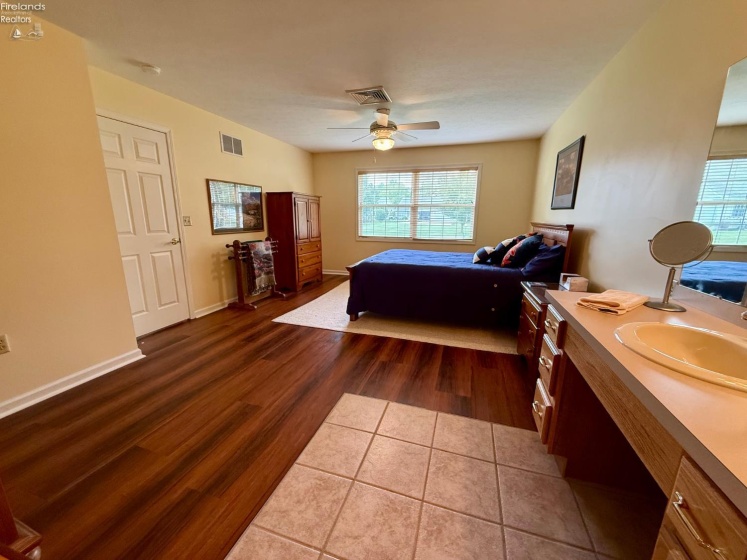 107 Parsons Street, Norwalk, 44857, 2 Bedroom Bedrooms, ,2 BathroomBathrooms,Residential,For Sale,Parsons,20263795