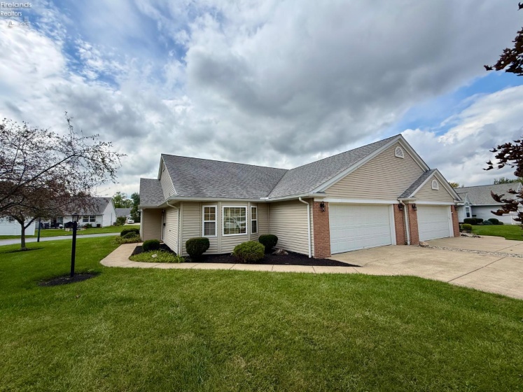 107 Parsons Street, Norwalk, 44857, 2 Bedroom Bedrooms, ,2 BathroomBathrooms,Residential,For Sale,Parsons,20263795